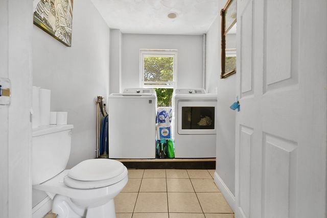 185 Stafford Road, Tiverton, RI 02878