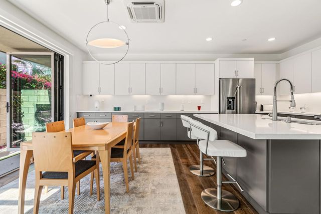 2726 Sunrise Sonata Lane, Palm Springs, CA 92262