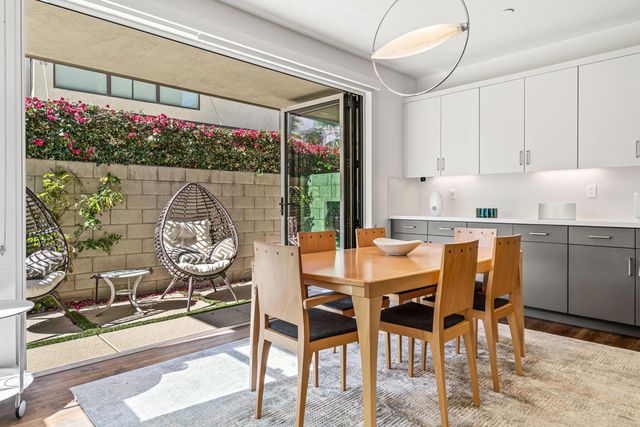 2726 Sunrise Sonata Lane, Palm Springs, CA 92262