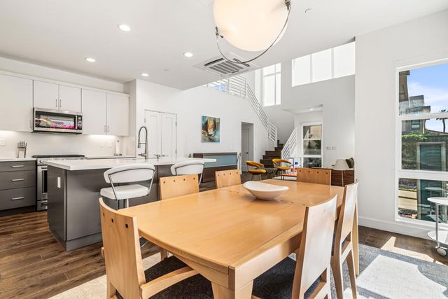 2726 Sunrise Sonata Lane, Palm Springs, CA 92262