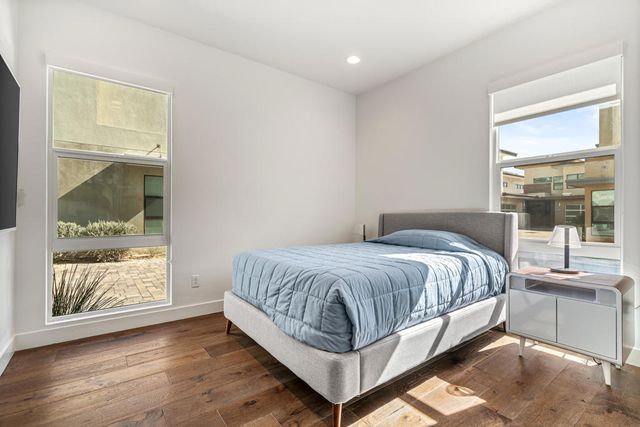 2726 Sunrise Sonata Lane, Palm Springs, CA 92262