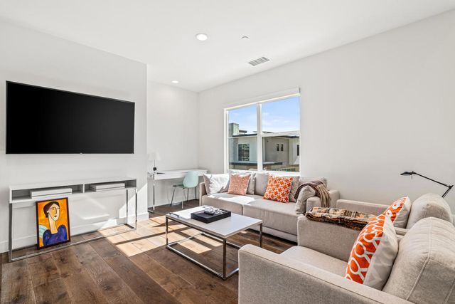 2726 Sunrise Sonata Lane, Palm Springs, CA 92262