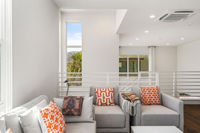 2726 Sunrise Sonata Lane, Palm Springs, CA 92262