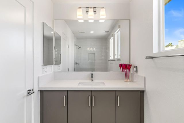 2726 Sunrise Sonata Lane, Palm Springs, CA 92262