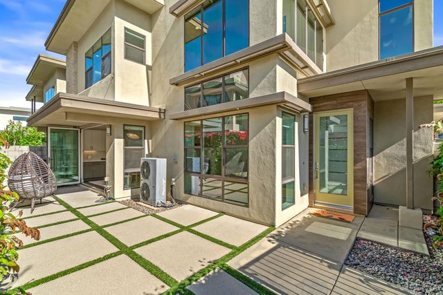 2726 Sunrise Sonata Lane, Palm Springs, CA 92262