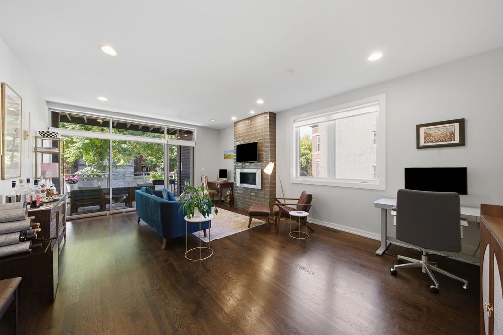 1509 N Campbell Avenue 1N, Chicago, IL 60622 — photo 2
