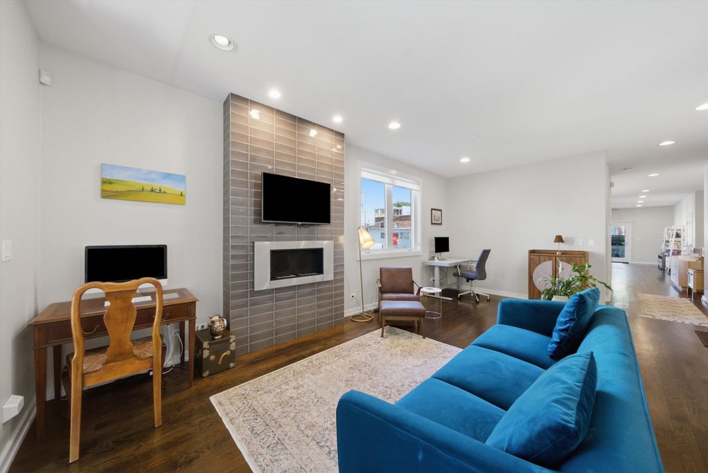 1509 N Campbell Avenue 1N, Chicago, IL 60622 — photo 5