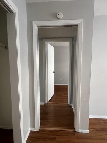307 E 31st ST 209, Austin, TX 78705