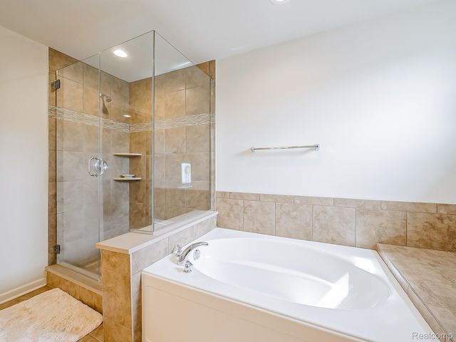 24503 Scenic Drive, Lyon Charter Township, MI 48178