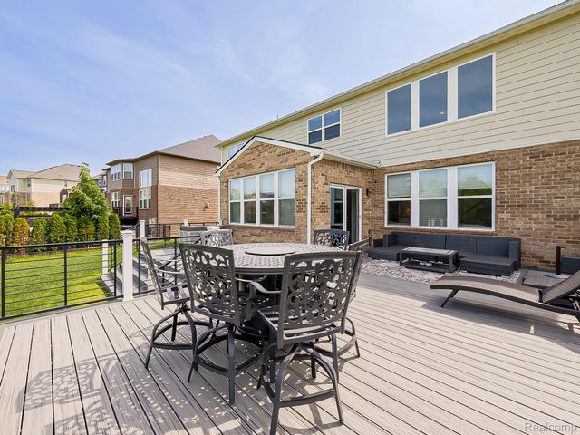 24503 Scenic Drive, Lyon Charter Township, MI 48178