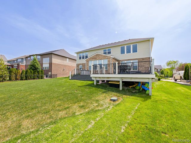 24503 Scenic Drive, Lyon Charter Township, MI 48178