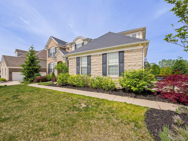 24503 Scenic Drive, Lyon Charter Township, MI 48178