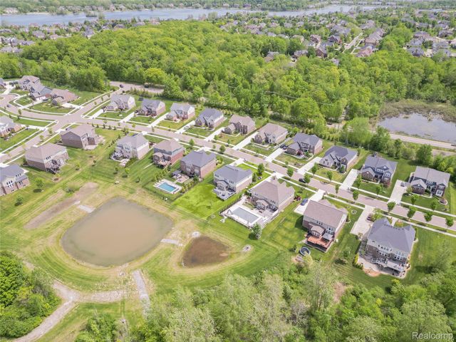 24503 Scenic Drive, Lyon Charter Township, MI 48178