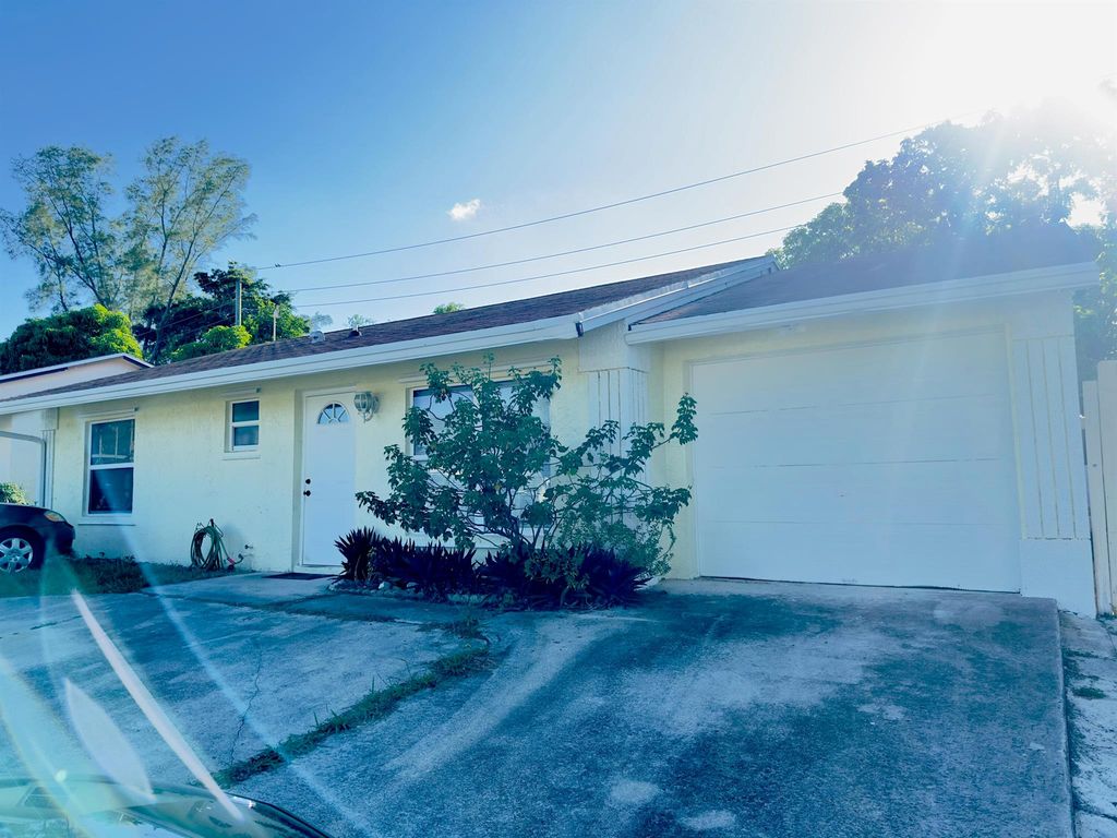 5908 Triphammer Road, Lake Worth, FL 33463