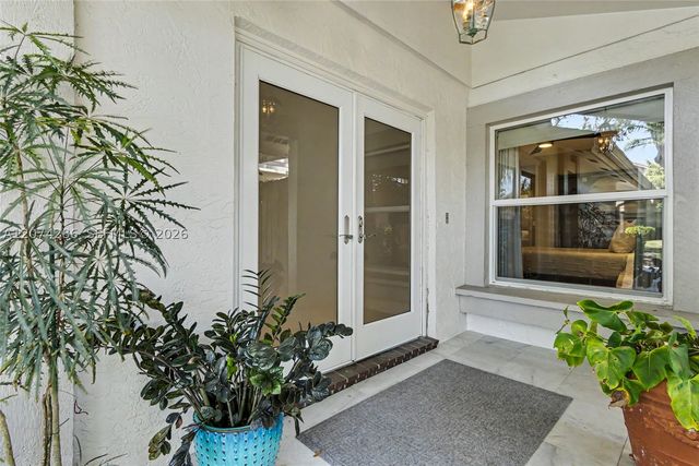 13 Dogwood Rd, Hollywood, FL 33021