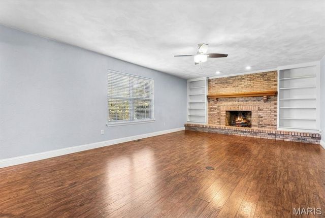 621 E Wesley Drive, O'fallon, IL 62269