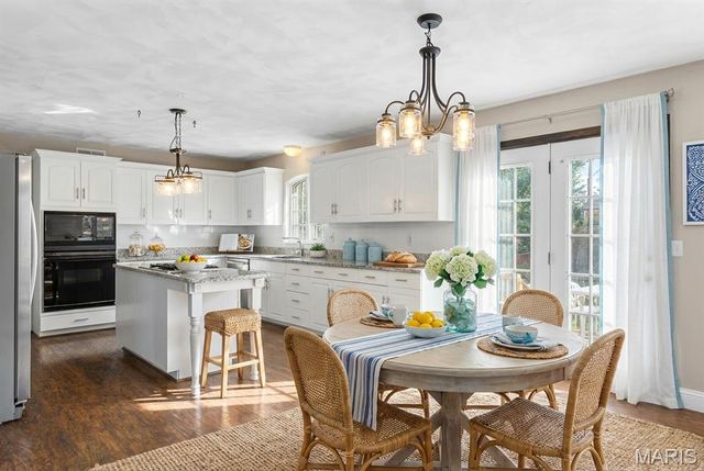 621 E Wesley Drive, O'fallon, IL 62269