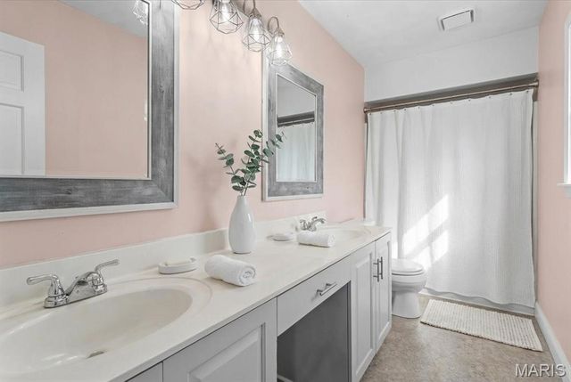 621 E Wesley Drive, O'fallon, IL 62269