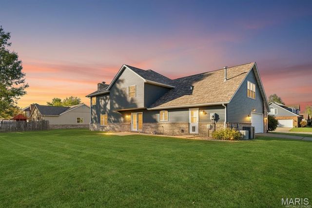 621 E Wesley Drive, O'fallon, IL 62269