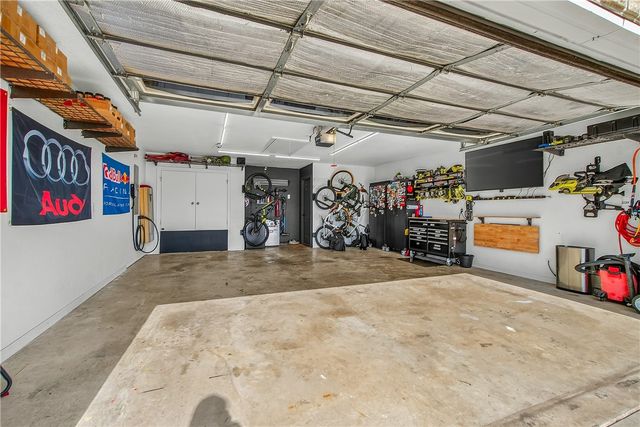 3713 N 2nd Place, Rogers, AR 72756