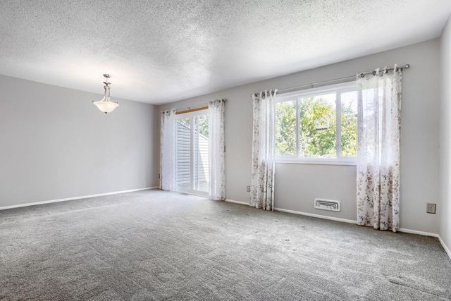 12217 Drake Street NW, Coon Rapids, MN 55448