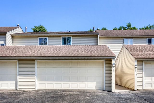 12217 Drake Street NW, Coon Rapids, MN 55448