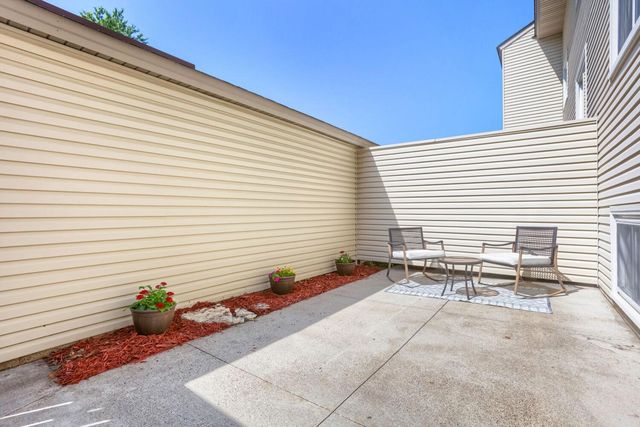 12217 Drake Street NW, Coon Rapids, MN 55448