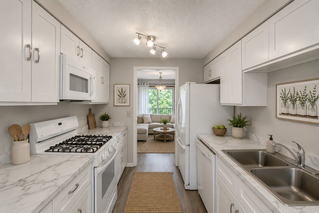 12217 Drake Street NW, Coon Rapids, MN 55448