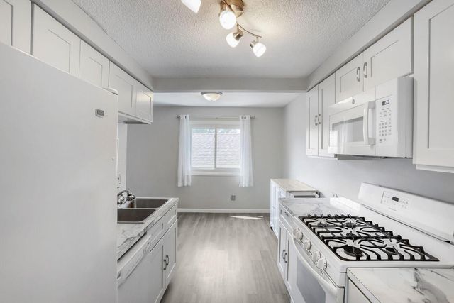 12217 Drake Street NW, Coon Rapids, MN 55448
