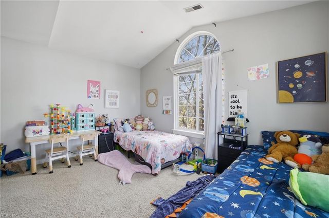 246 Dockside Dr Apt C, Hampton, VA 23669