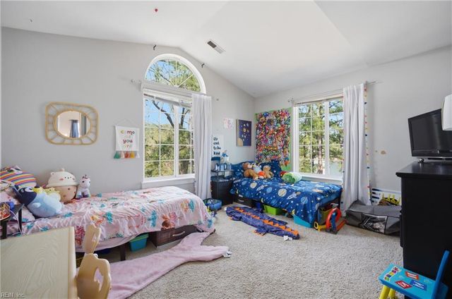 246 Dockside Dr Apt C, Hampton, VA 23669