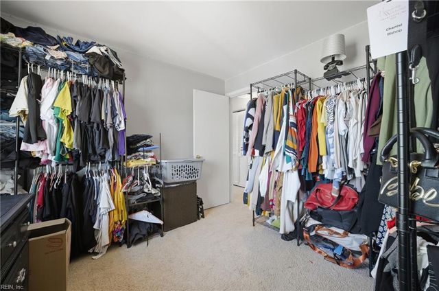 246 Dockside Dr Apt C, Hampton, VA 23669