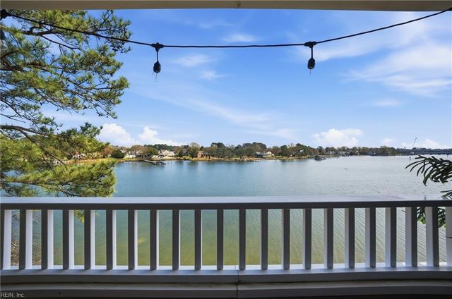 246 Dockside Dr Apt C, Hampton, VA 23669