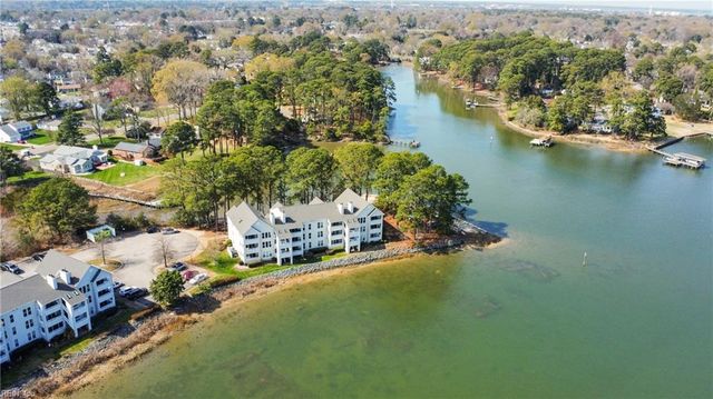 246 Dockside Dr Apt C, Hampton, VA 23669