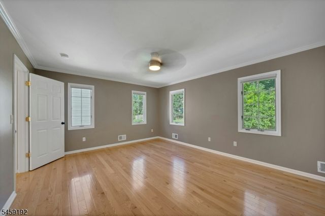16 Joanne Dr, Denville Twp., NJ 07834