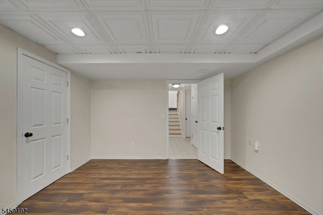 16 Joanne Dr, Denville Twp., NJ 07834