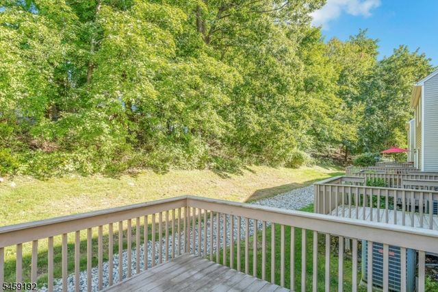 16 Joanne Dr, Denville Twp., NJ 07834