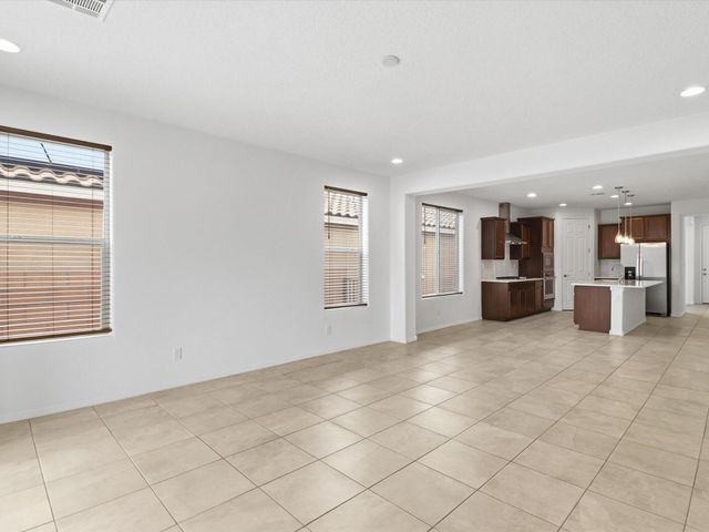 1125 Vallecito Loop NW, Los Lunas, NM 87031