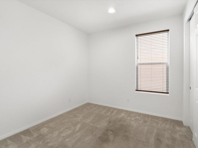 1125 Vallecito Loop NW, Los Lunas, NM 87031