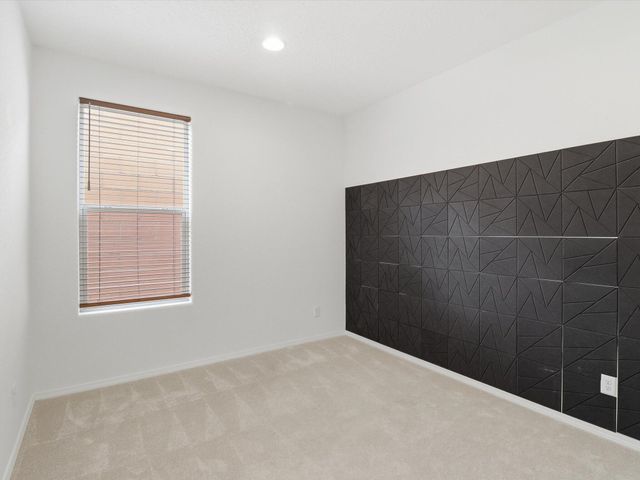 1125 Vallecito Loop NW, Los Lunas, NM 87031