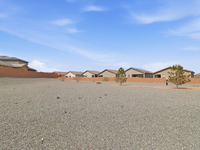 1125 Vallecito Loop NW, Los Lunas, NM 87031