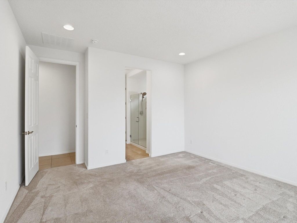 Image 20 of property listing at 1125 Vallecito Loop NW, Los Lunas, NM 87031