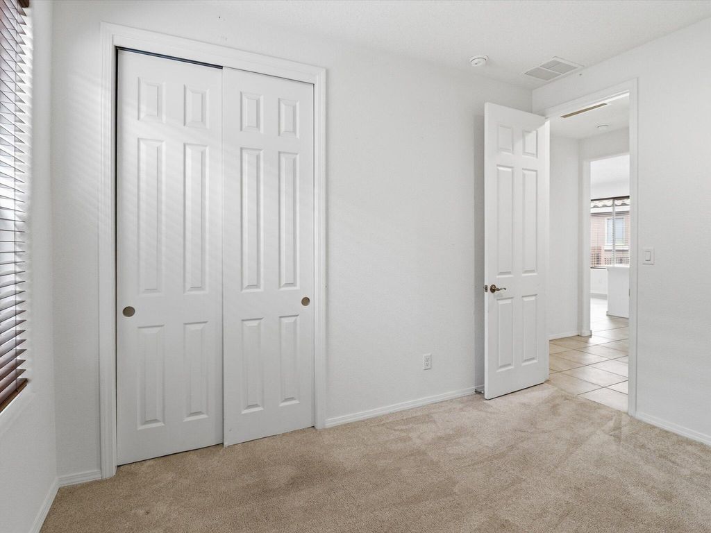 Image 29 of property listing at 1125 Vallecito Loop NW, Los Lunas, NM 87031