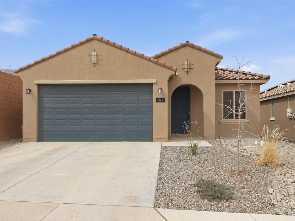 Image 37 of property listing at 1125 Vallecito Loop NW, Los Lunas, NM 87031