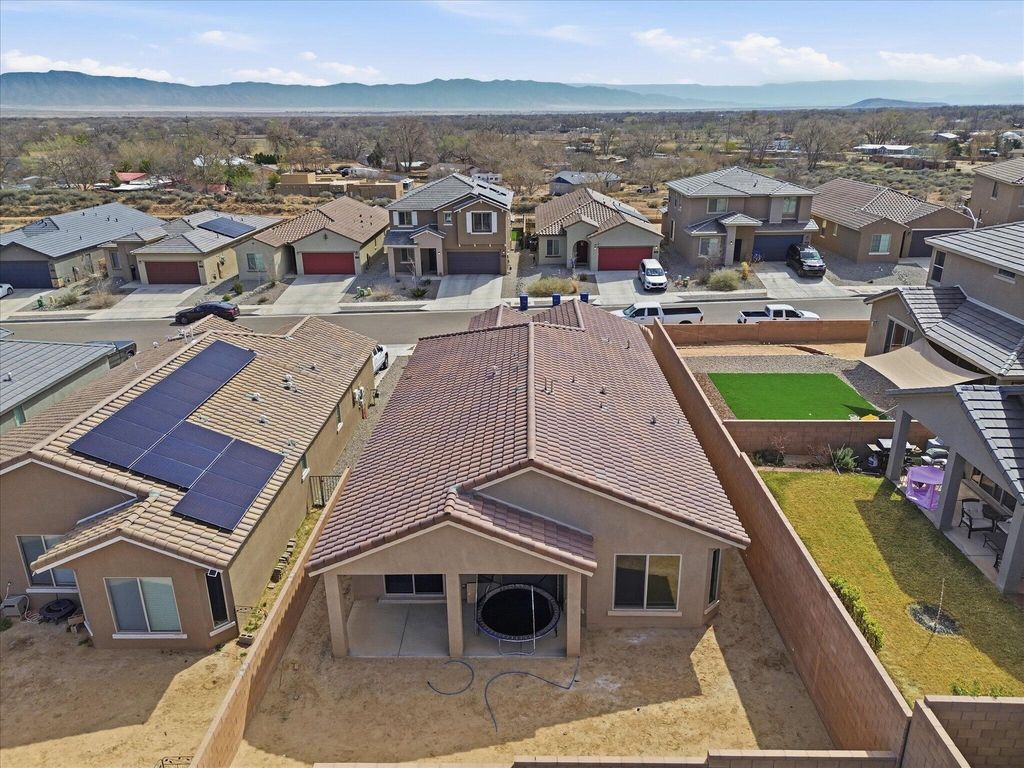 Image 44 of property listing at 1125 Vallecito Loop NW, Los Lunas, NM 87031