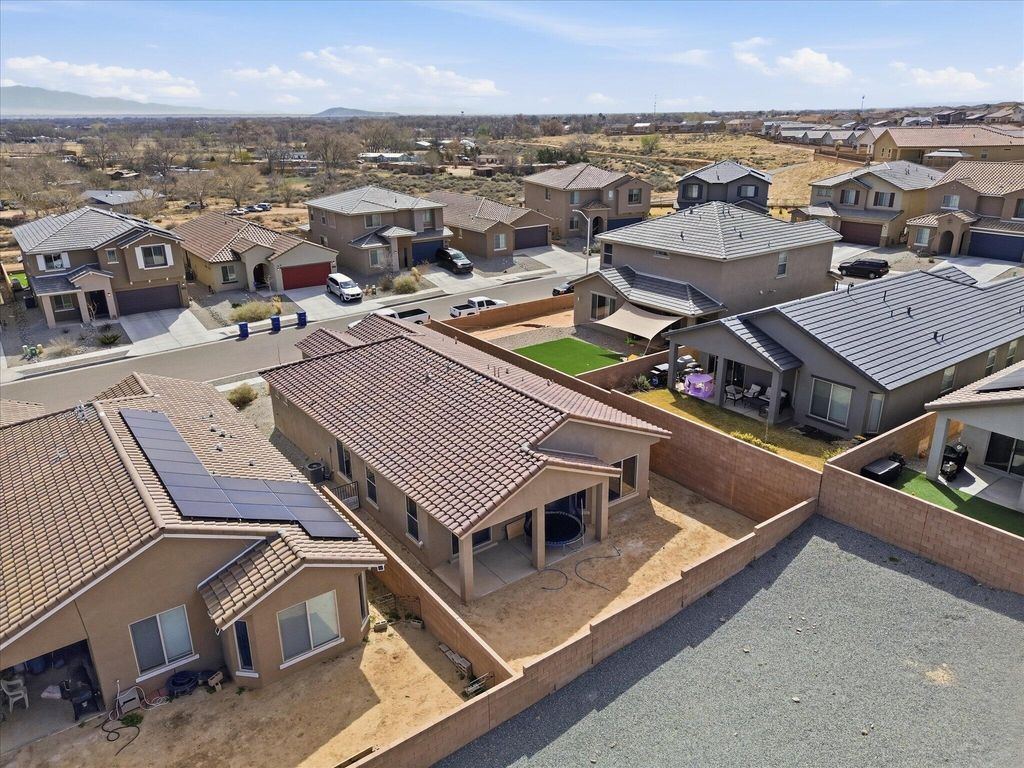 Image 46 of property listing at 1125 Vallecito Loop NW, Los Lunas, NM 87031