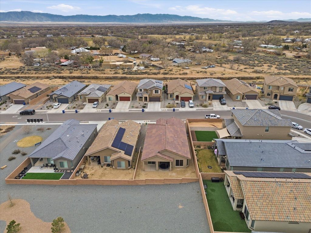 Image 47 of property listing at 1125 Vallecito Loop NW, Los Lunas, NM 87031