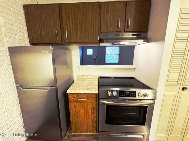 4012 Dupont Cir 309, Louisville, KY 40207