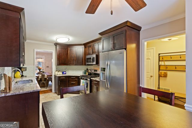 2587 Salem Crossing, Tucker, GA 30084