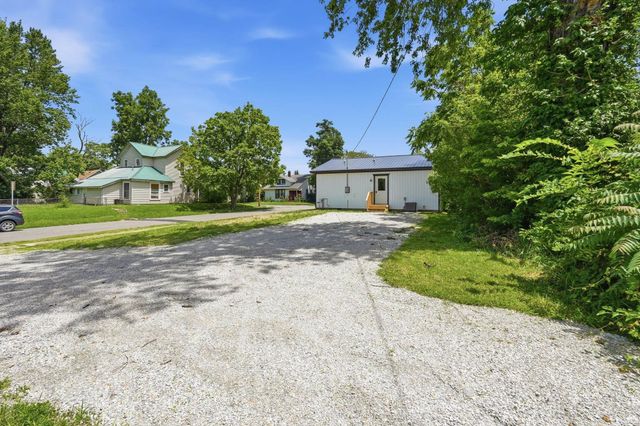421 N Walnut Street, Hartford City, IN 47348